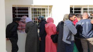 124 رخصة جديدة لربط بالكهرباء بحي حمرية