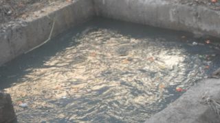 بالصور:تنظيف مجرى السواقي بطريق وجدة