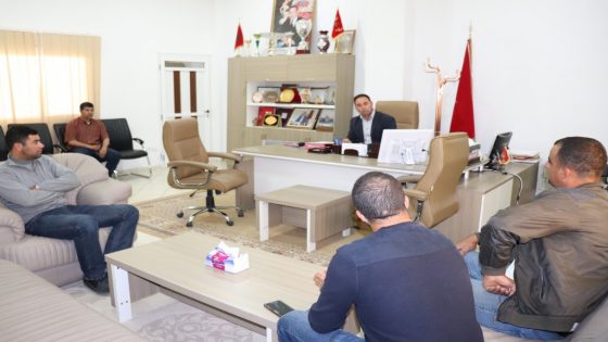 بالصور: رئيس جماعة جرسيف يعقد اجتماعا هاما مع المقاولين ويدعوهم لحسن تنفيذ الأشغال